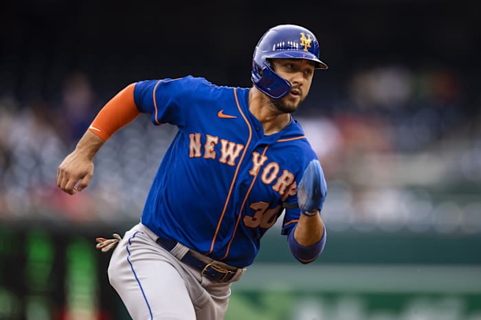 Blue Jays are pursuing Michael Conforto.